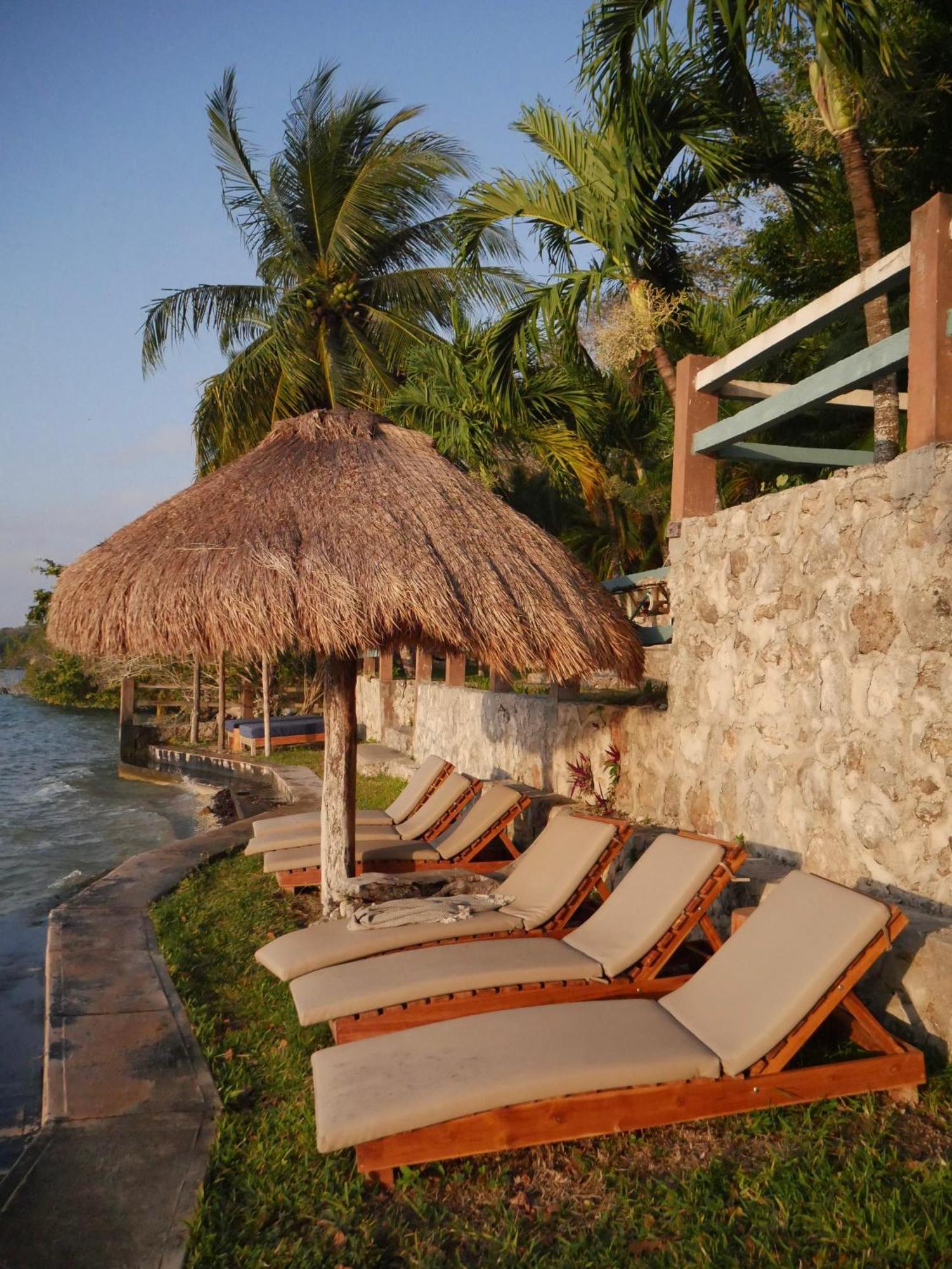 Villa Santuario Lake Front Oasis Bacalar Eksteriør bilde